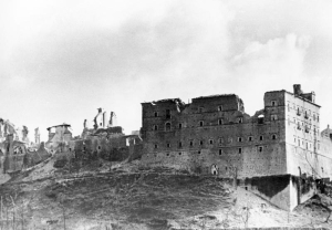 Ruiny klasztoru na Monte Cassino Ruiny klasztoru na Monte Cassino