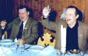 Lech Wałęsa i Adam Michnik w Magdalence